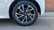 Toyota Yaris 1.5 Hybrid Design 5dr CVT Hybrid Hatchback